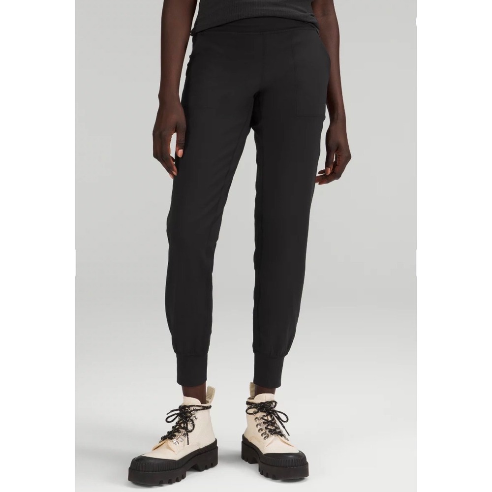 Lululemon Align Jogger Black High Rise Pants W5CO2S Size 4